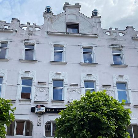 Hotel Bila Ruze Strakonice Εξωτερικό φωτογραφία
