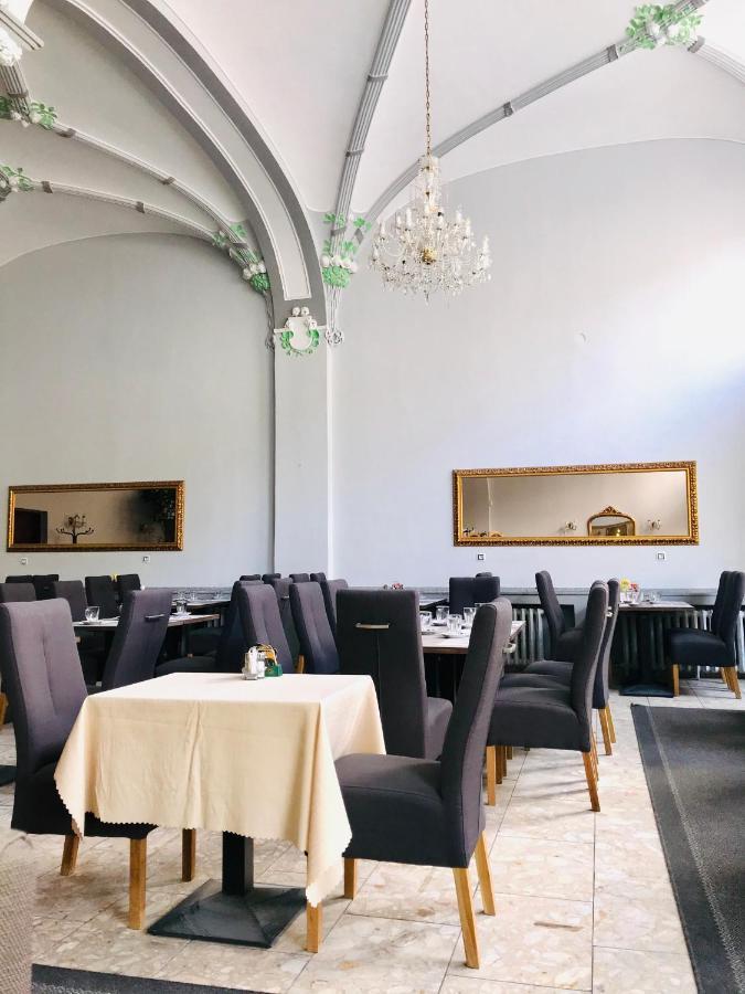 Hotel Bila Ruze Strakonice Εξωτερικό φωτογραφία