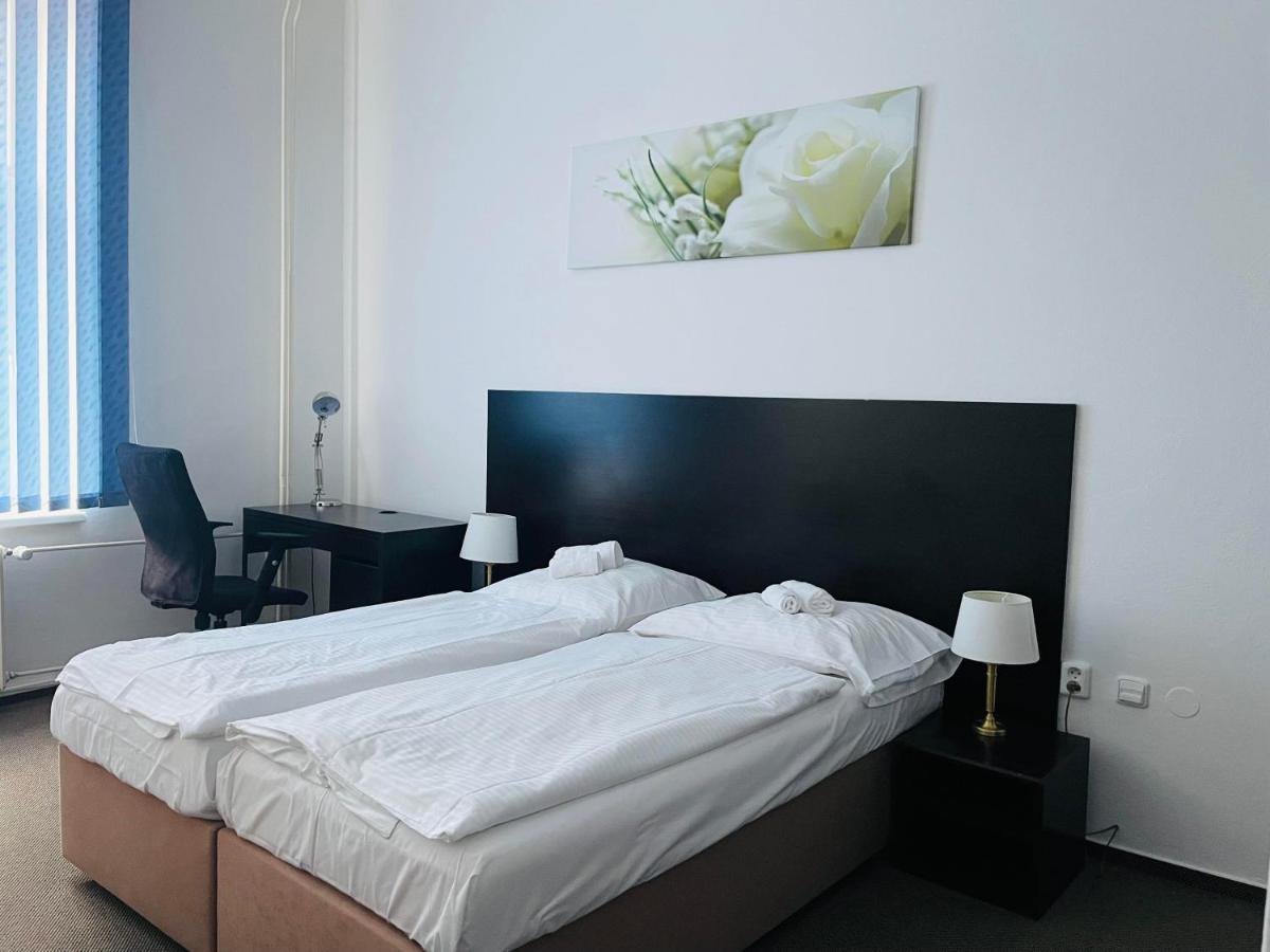 Hotel Bila Ruze Strakonice Εξωτερικό φωτογραφία