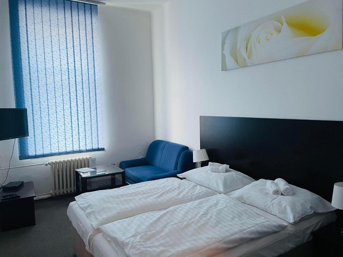 Hotel Bila Ruze Strakonice Εξωτερικό φωτογραφία